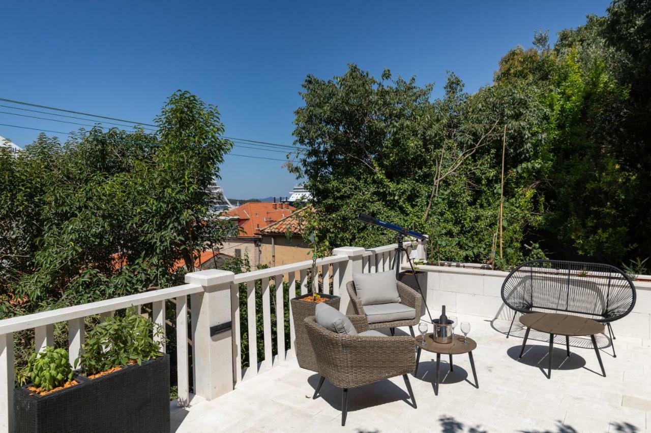 Apartments And Rooms Villa Naida Dubrovnik Exterior photo
