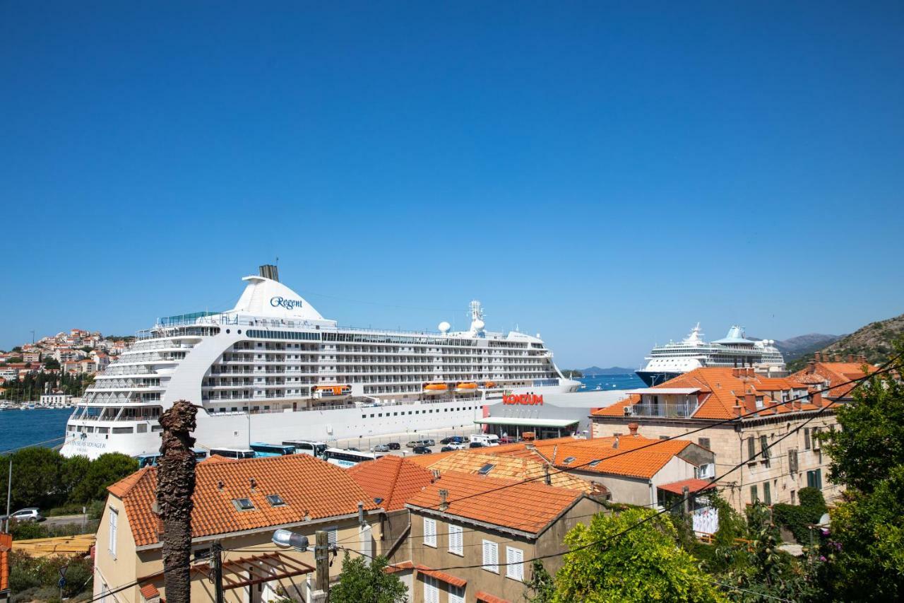 Apartments And Rooms Villa Naida Dubrovnik Exterior photo