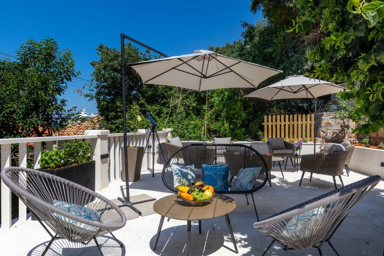 Apartments And Rooms Villa Naida Dubrovnik Exterior photo